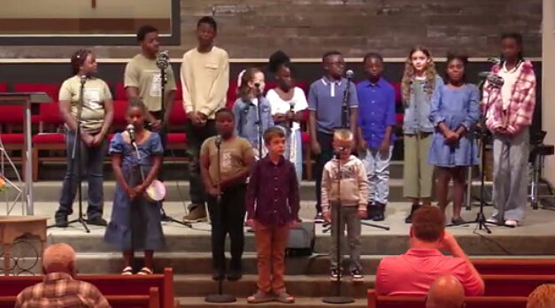 Children singing during Kids Church at Parkview